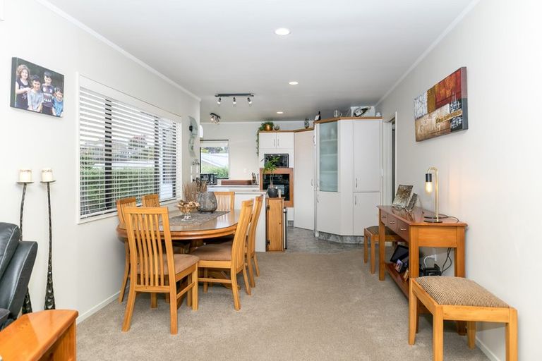 Photo of property in 47 Hinton Avenue, Forest Lake, Hamilton, 3200