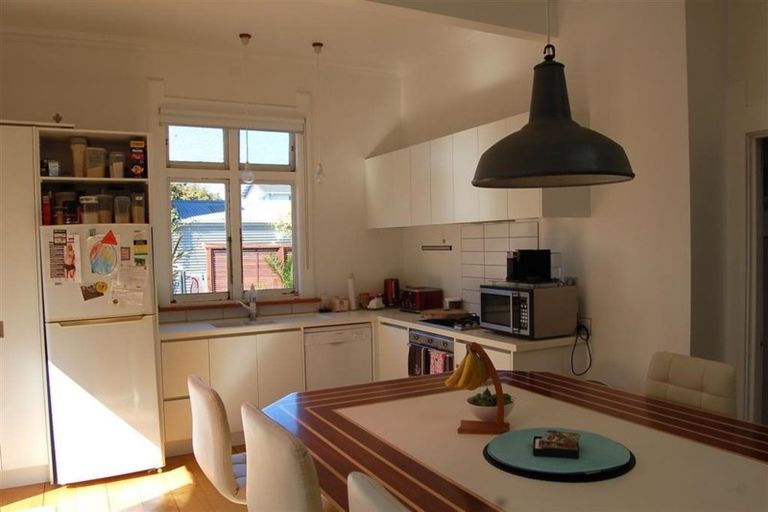 Photo of property in 11 Thistle Street, Napier South, Napier, 4110