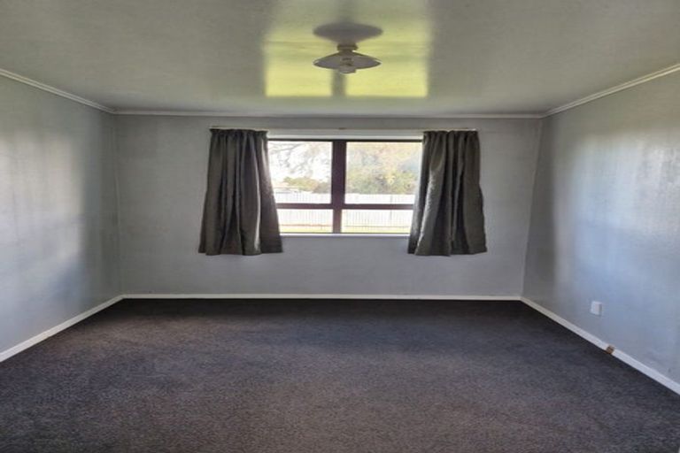 Photo of property in 19 Dockery Avenue, Onekawa, Napier, 4110