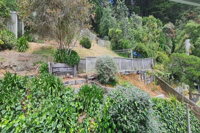 Photo of property in 120 Inglis Street, Seatoun, Wellington, 6022