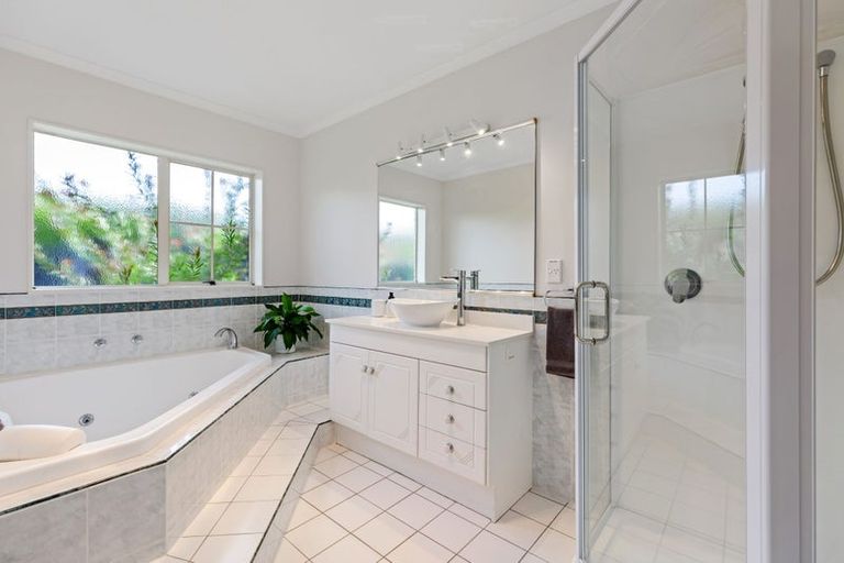 Photo of property in 1 Halesia Place, Mount Maunganui, 3116