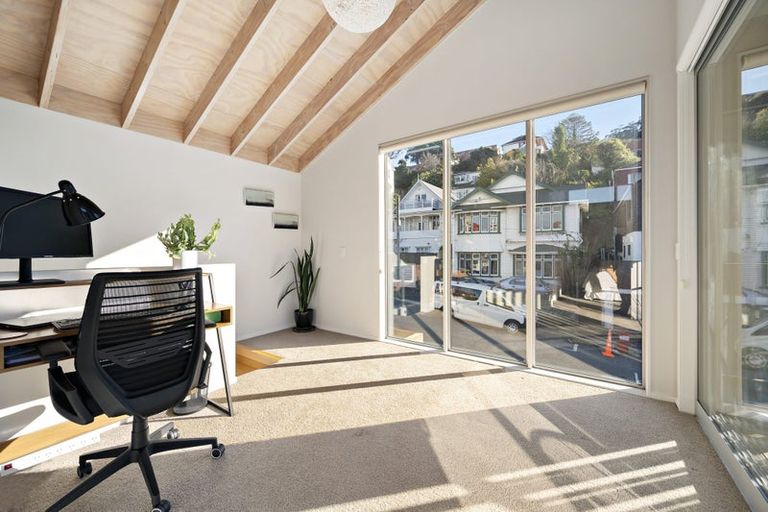 Photo of property in 321a The Terrace, Te Aro, Wellington, 6011