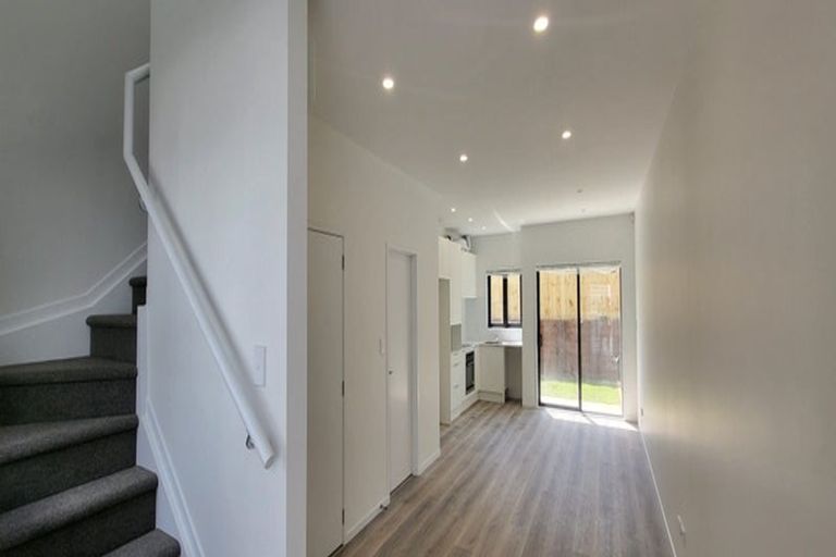 Photo of property in 17d East Street, Pukekohe, 2120