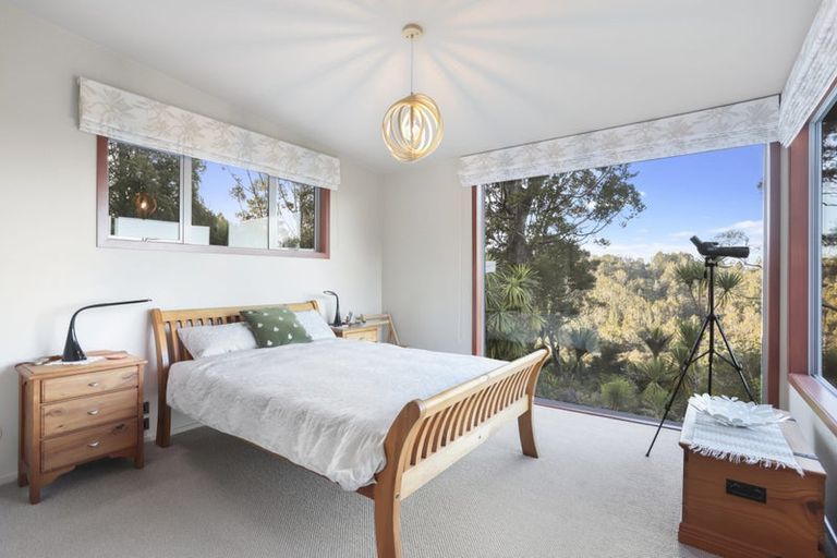 Photo of property in 30 Tinopai Road, Titirangi, Auckland, 0604