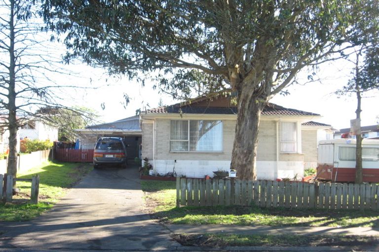 Photo of property in 19 Innismara Avenue, Wattle Downs, Auckland, 2103