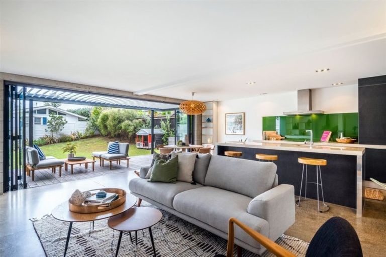 Photo of property in 13a Regent Street, Devonport, Auckland, 0624