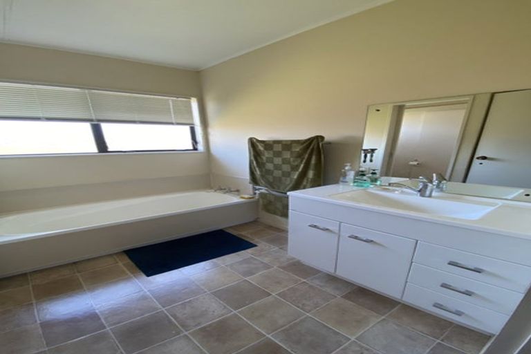 Photo of property in 25c Garland Drive, St Andrews, Hamilton, 3200