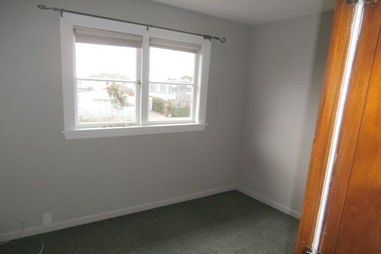 Photo of property in 2 Highgate Avenue, Merivale, Christchurch, 8014