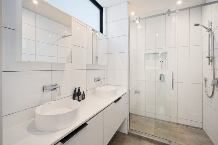 Photo of property in 11 Girvan Street, Fendalton, Christchurch, 8041