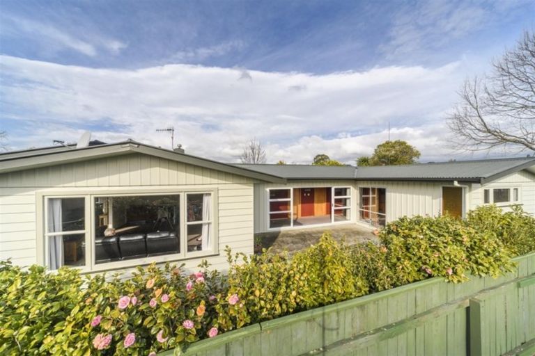 Photo of property in 11 Heatley Avenue, Hokowhitu, Palmerston North, 4410