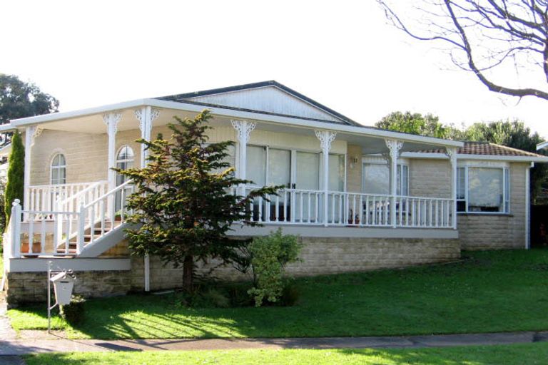 Photo of property in 15 Berkley Place, Awapuni, Palmerston North, 4412