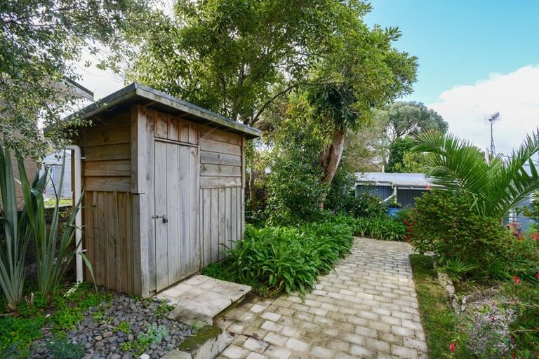 Photo of property in 331 Clifton Road, Te Awanga, 4102