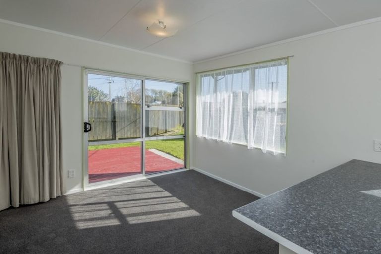 Photo of property in 20 Temuera Street, Otaki, 5512