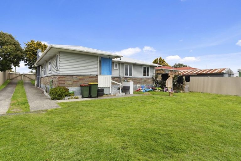 Photo of property in 13 Donovan Street, Te Puke, 3119