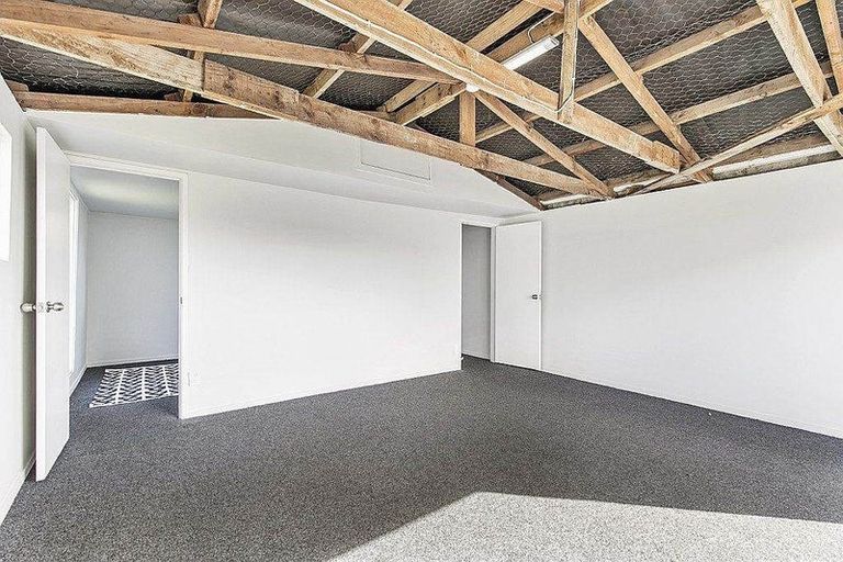 Photo of property in 27 Woburn Street, Mangere East, Auckland, 2024