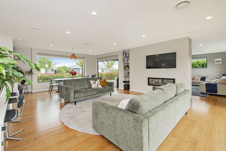 Photo of property in 42 Beaumont Drive, Rolleston, 7614