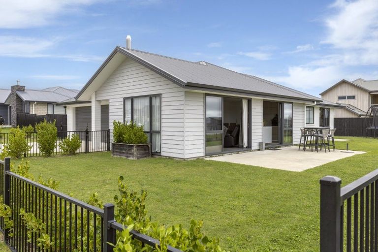 Photo of property in 20 Maunganamu Drive, Wharewaka, Taupo, 3330