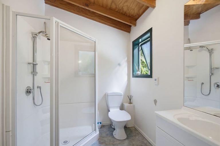 Photo of property in 102 Taylor Road, Waimauku, 0882
