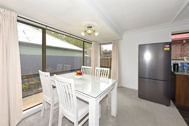 Photo of property in 3/18 Division Street, Riccarton, Christchurch, 8041
