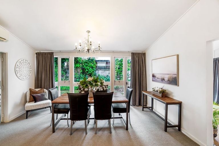 Photo of property in 101b Yaldhurst Road, Sockburn, Christchurch, 8042