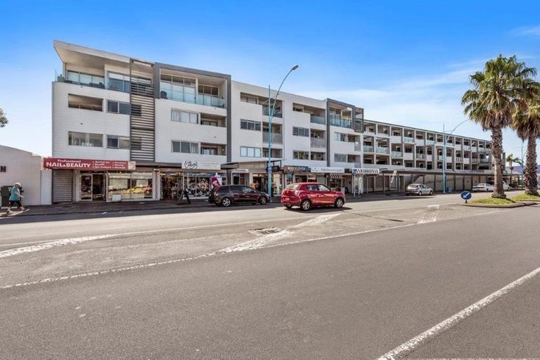 Photo of property in Mooring Apartments, 304/277 Maunganui Road, Mount Maunganui, 3116