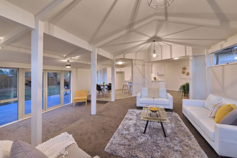 Photo of property in 72 Barrington Street, Somerfield, Christchurch, 8024