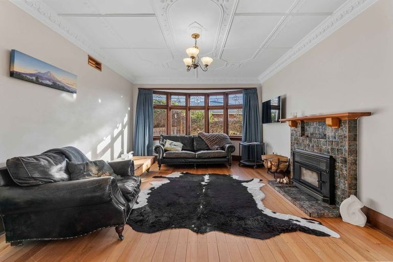 Photo of property in 32 Grandview Crescent, Opoho, Dunedin, 9010