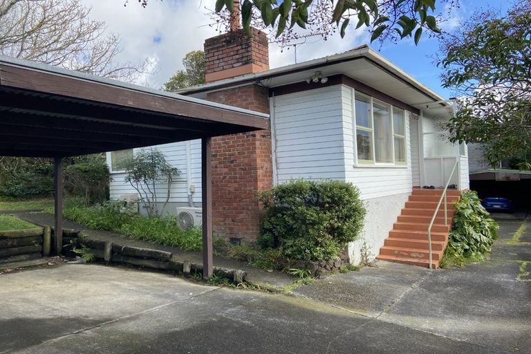Photo of property in 1/178 Archers Road, Glenfield, Auckland, 0629