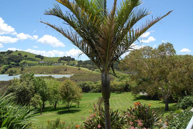 Photo of property in 119 Manu Drive, Kaiwaka, 0573