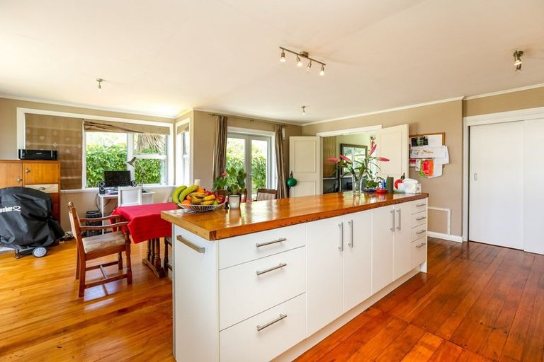 Photo of property in 6 Kaimata Street, Brooklands, New Plymouth, 4310
