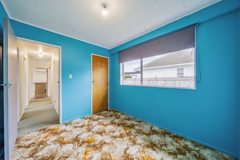 Photo of property in 2/8 Wilford Street, Wallaceville, Upper Hutt, 5018
