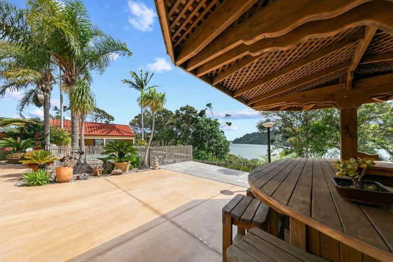 Photo of property in 20 Kingfisher Grove, Greenhithe, Auckland, 0632