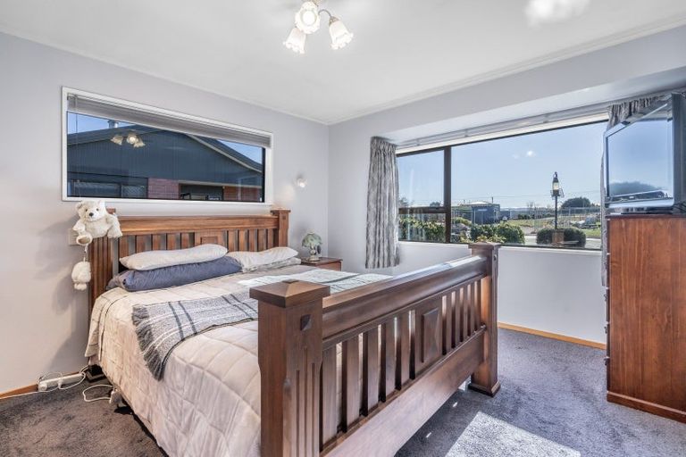 Photo of property in 65 Arthur Street, Winton, 9720