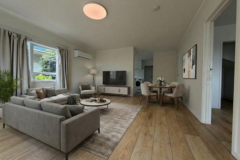 Photo of property in 23 Chivalry Road, Glenfield, Auckland, 0629