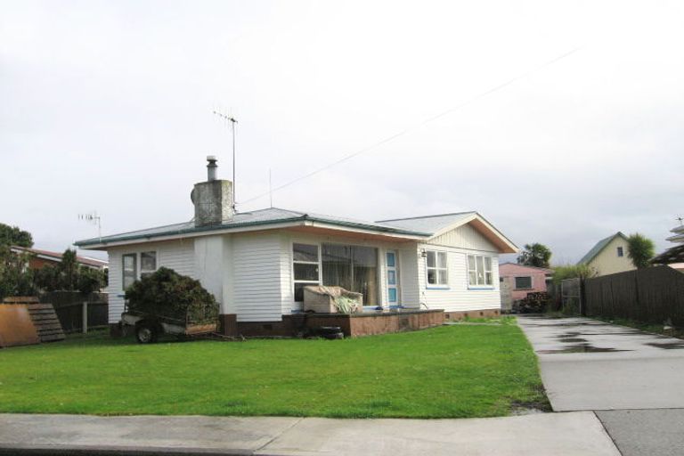 Photo of property in 411 Huia Place, Camberley, Hastings, 4120