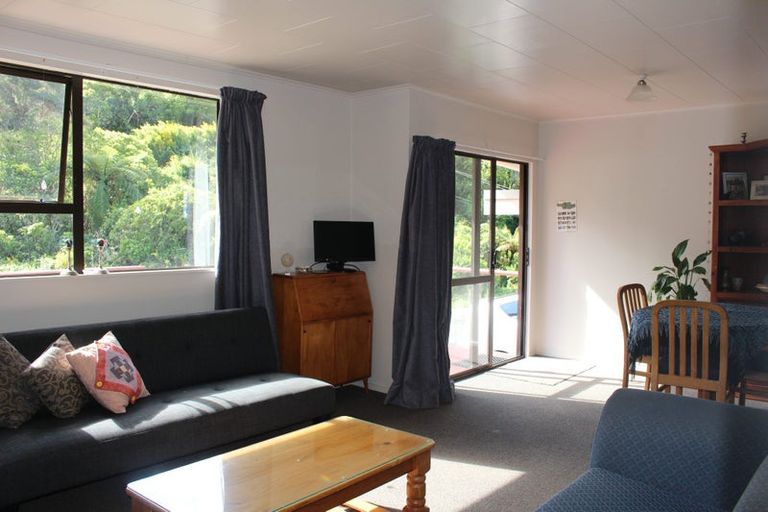 Photo of property in 1 Webster Place, Picton, 7220