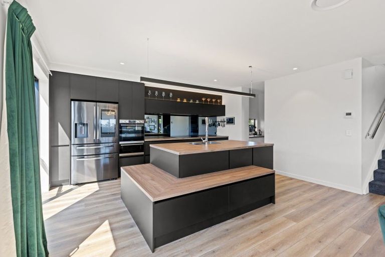 Photo of property in 1 De Surville Way, Pegasus, 7612