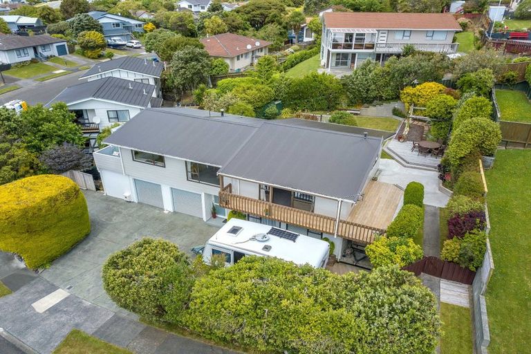 Photo of property in 4 Latitude Close, Whitby, Porirua, 5024