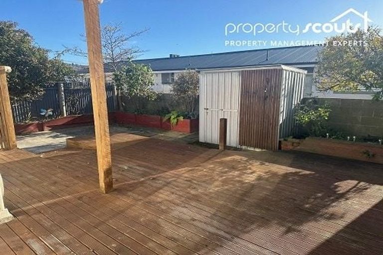 Photo of property in 52 Bathgate Street, South Dunedin, Dunedin, 9012