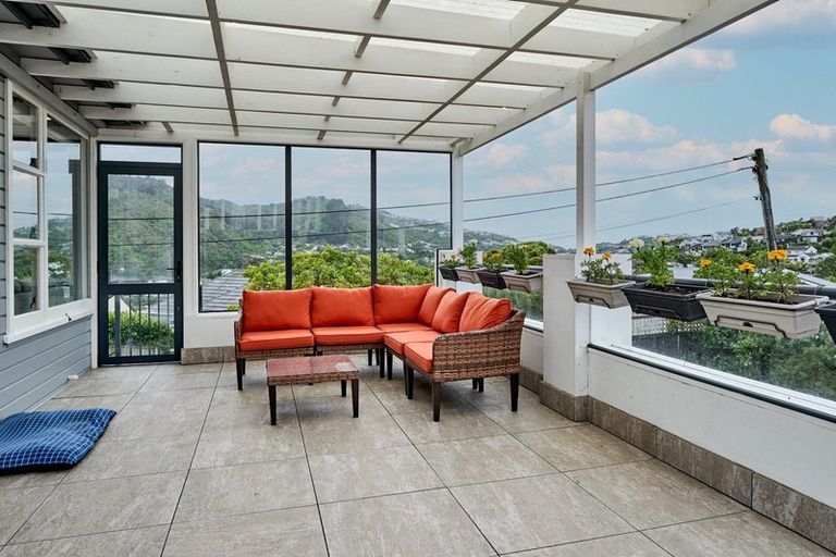 Photo of property in 25 Punjab Street, Khandallah, Wellington, 6035