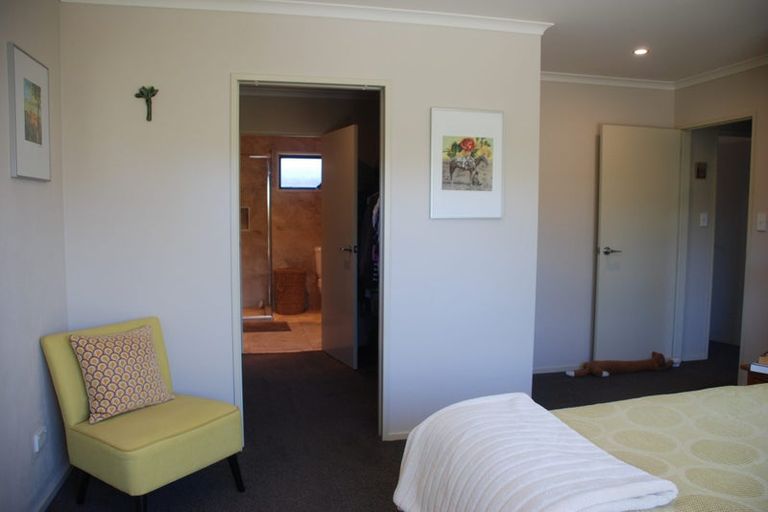 Photo of property in 505 Richmond Road, Lepperton, New Plymouth, 4373