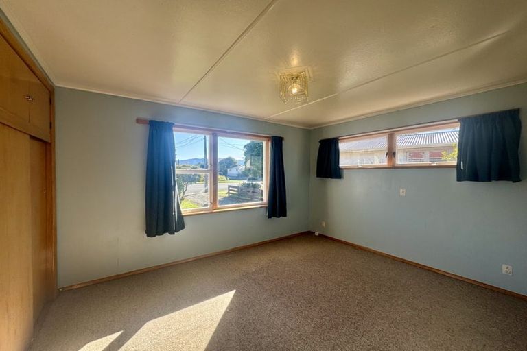 Photo of property in 25 Taverner Street, Carterton, 5713