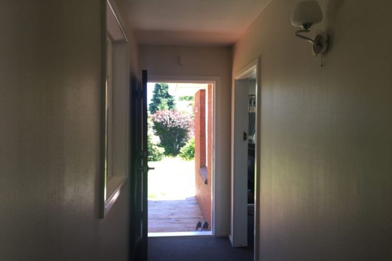 Photo of property in 16 Rochford Place, Bryndwr, Christchurch, 8052