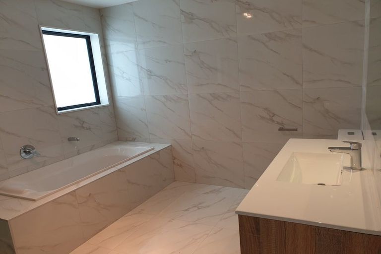 Photo of property in 5 Kea Road, Silverdale, 0932