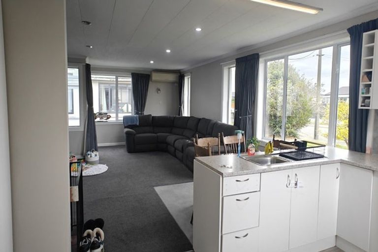 Photo of property in 70 Cargill Street, Waikiwi, Invercargill, 9810