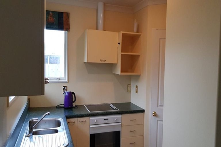 Photo of property in 44a Taupata Street, Redcliffs, Christchurch, 8081