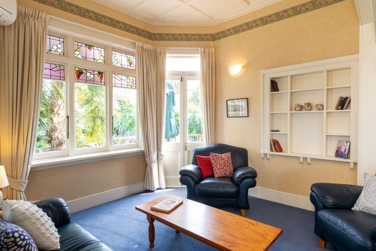 Photo of property in 14 Elizabeth Road, Bluff Hill, Napier, 4110