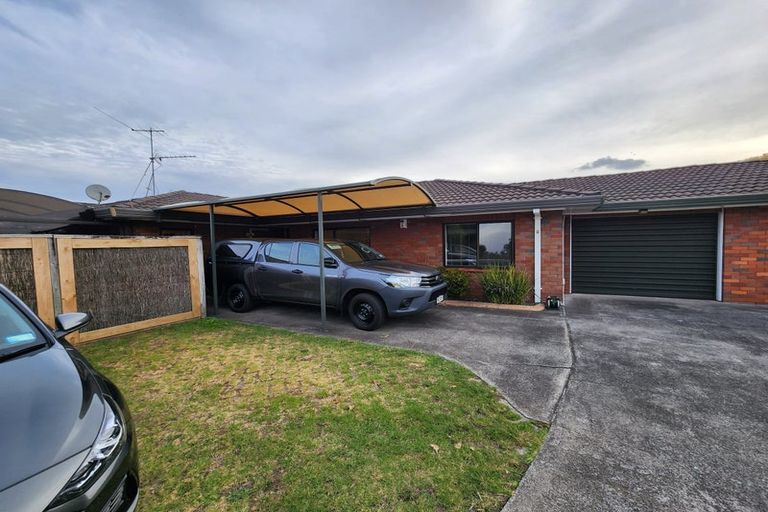 Photo of property in 2/24 Halver Road, Hillpark, Auckland, 2102