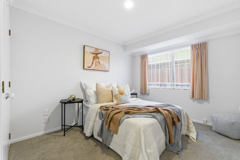 Photo of property in 10 Denny Hulme Drive, Mount Maunganui, 3116