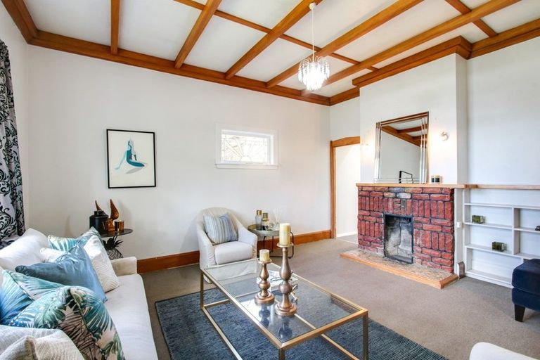 Photo of property in 205 Wolseley Street, Mayfair, Hastings, 4122